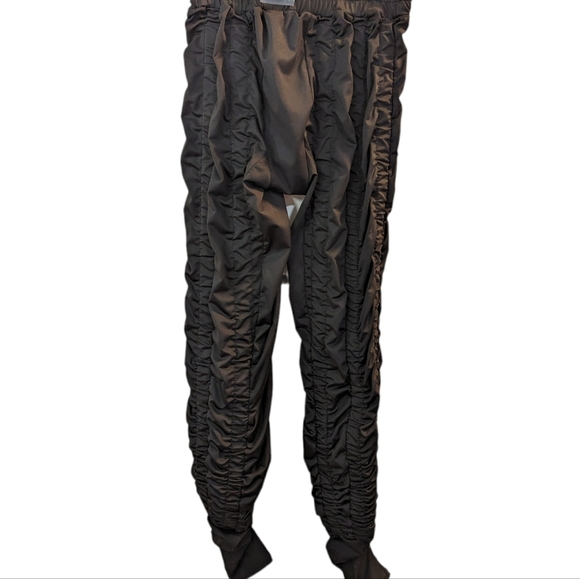 AGOGIE Wearable Resistance Pants +20 Black Training Legging Ruched Size Medium - Picture 3 of 7